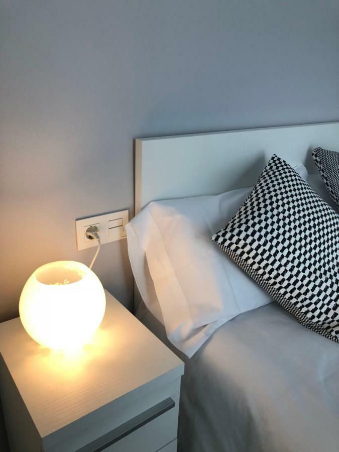 Apartaments L'Ametller Сервера Екстер'єр фото