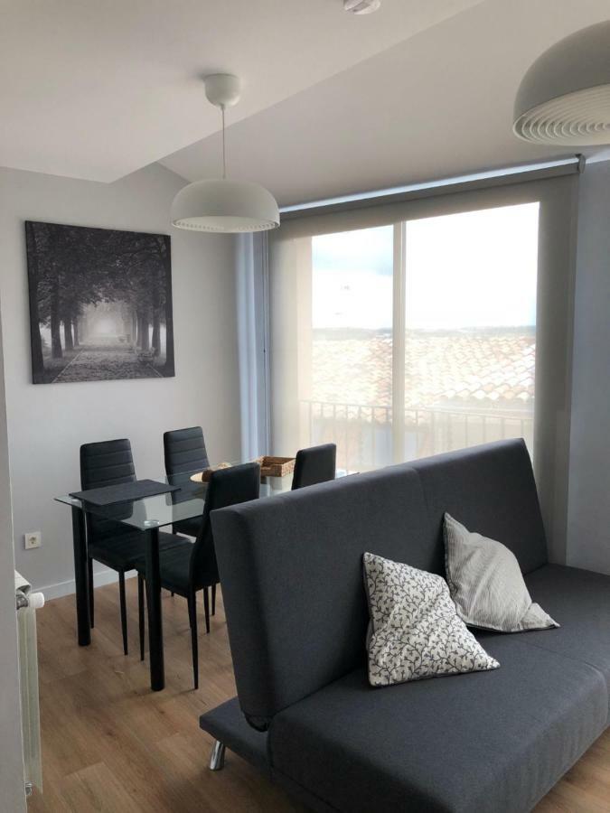 Apartaments L'Ametller Сервера Екстер'єр фото